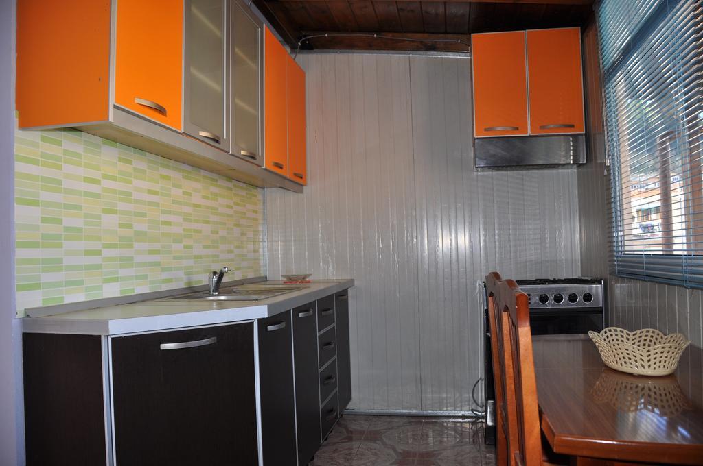 Apartment Donend Berat Exterior photo